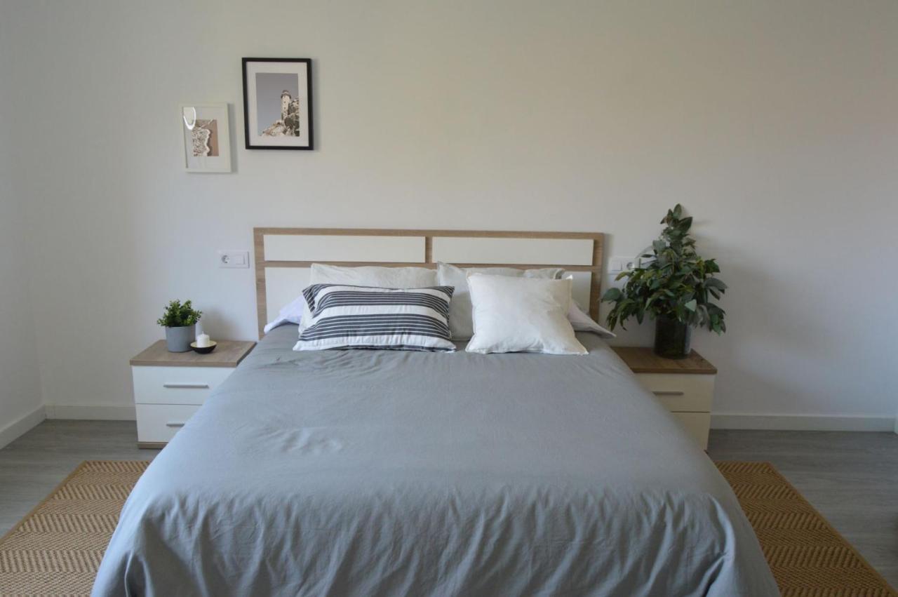 Os Faros Pisos Turisticos Apartment Arou Екстериор снимка
