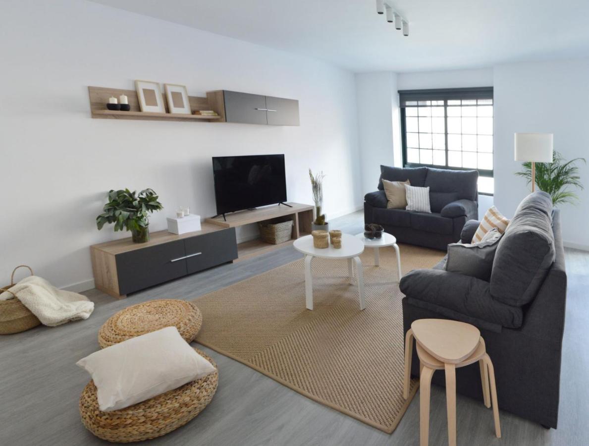Os Faros Pisos Turisticos Apartment Arou Екстериор снимка