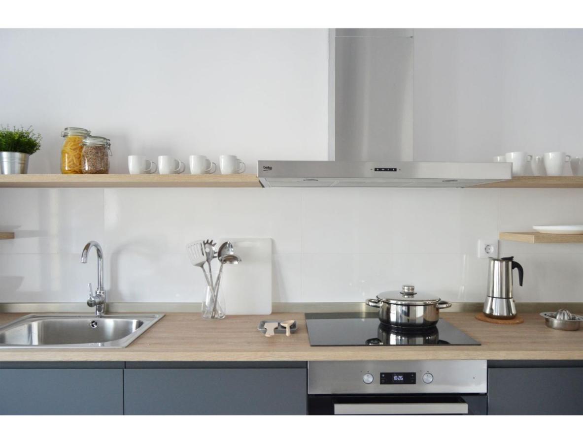 Os Faros Pisos Turisticos Apartment Arou Екстериор снимка