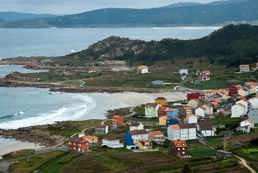 Os Faros Pisos Turisticos Apartment Arou Екстериор снимка